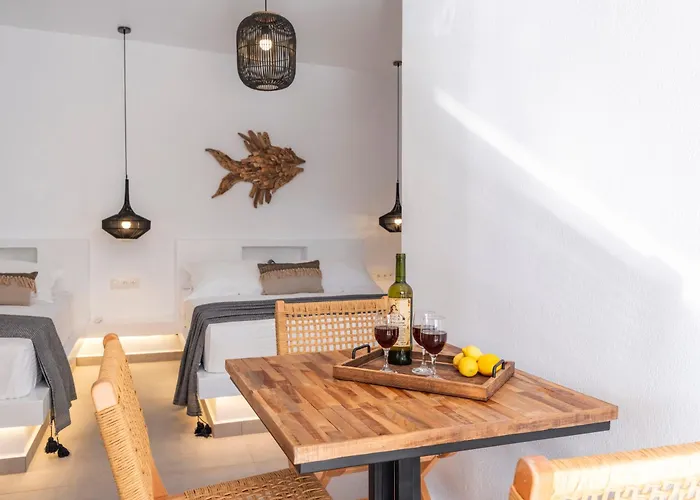 Chanos Luxury Paros * Alikí